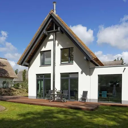 Kapitaensweg 32 Holiday home Karlshagen
